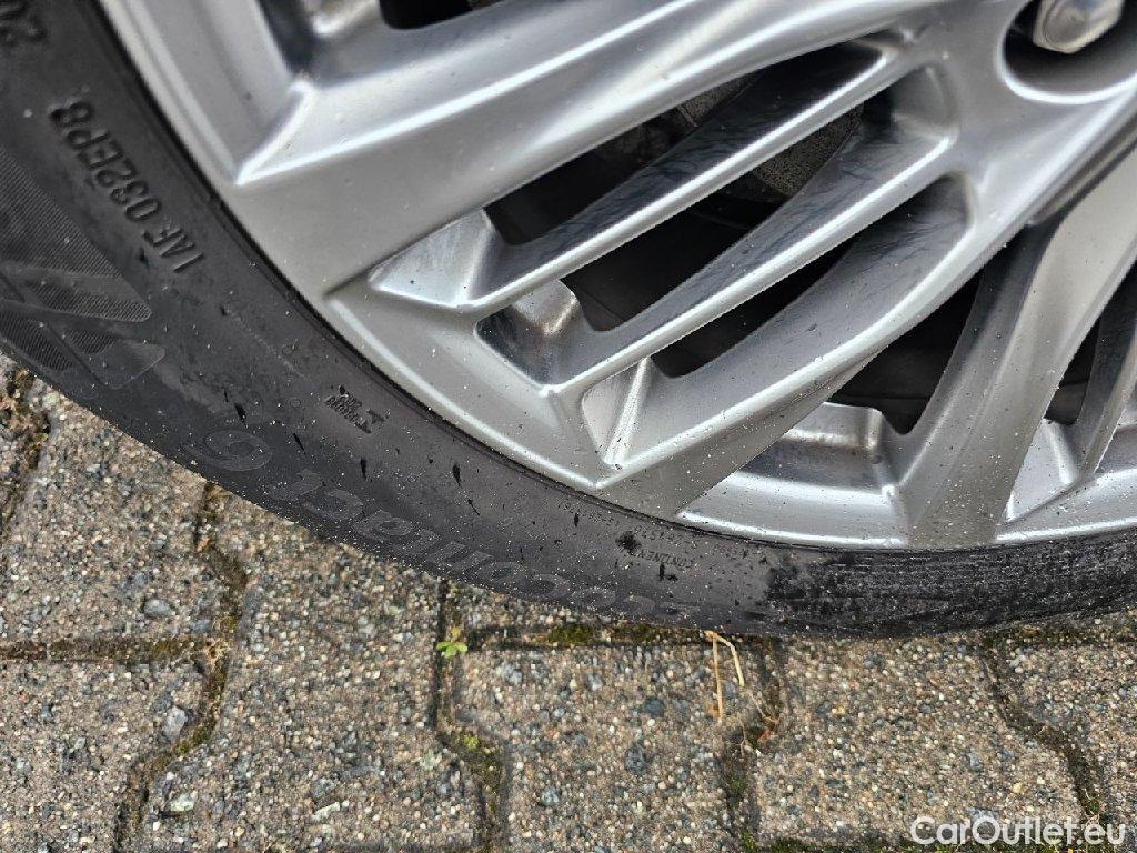 Ford  Kuga  Vignale 2.0 EcoBlue 140KW AT8 E6d #19