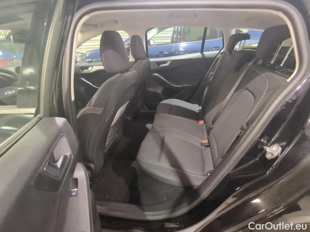 Ford  Focus  Turnier Cool&Connect 1.5 EcoBlue 88KW AT8 E6dT #15