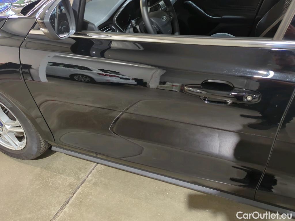 Ford  Focus  Turnier Cool&Connect 1.5 EcoBlue 88KW AT8 E6dT #31