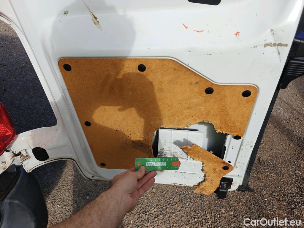  Toyota  Proace TOYOTA  / 2016 / 4P / furgón FU. MEDIO (L1) 2.0D 90kW COMFORT CARGA + #22