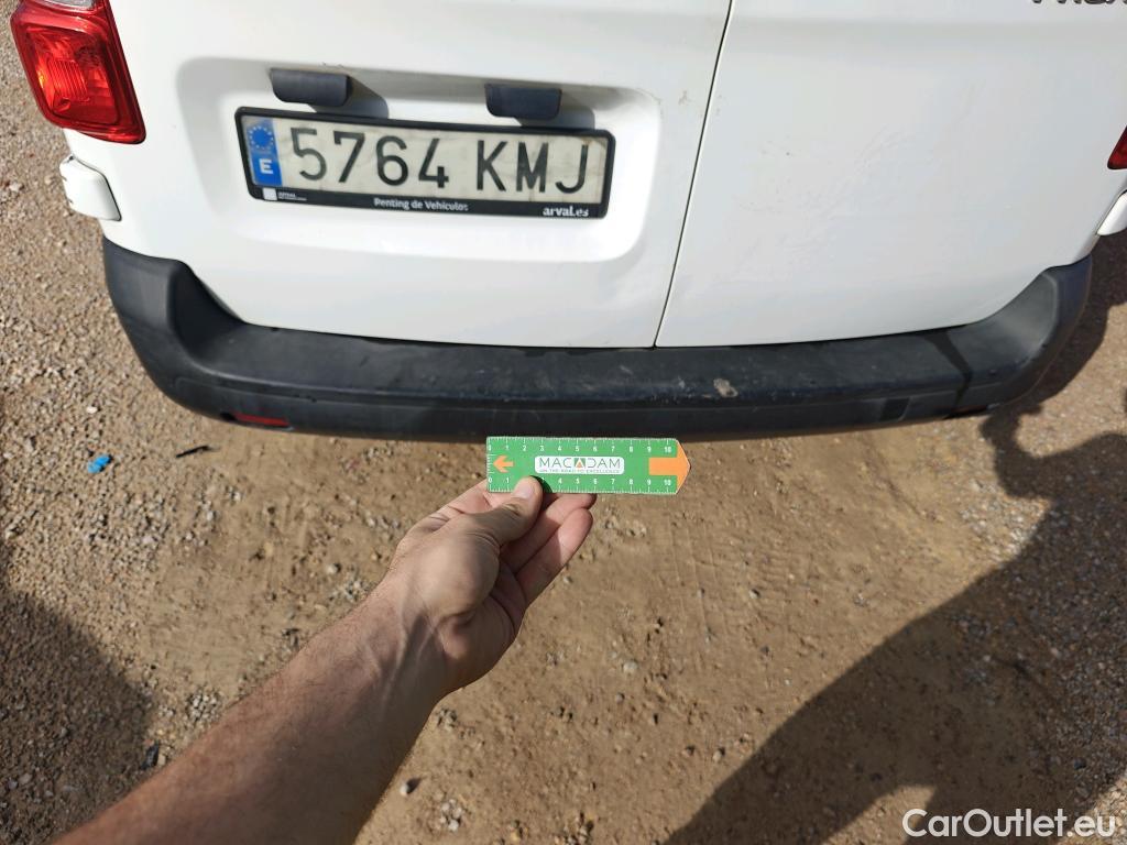  Toyota  Proace TOYOTA  / 2016 / 4P / furgón FU. MEDIO (L1) 2.0D 90kW COMFORT CARGA + #44