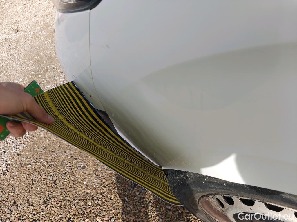  Toyota  Proace TOYOTA  / 2016 / 4P / furgón FU. MEDIO (L1) 2.0D 90kW COMFORT CARGA + #35