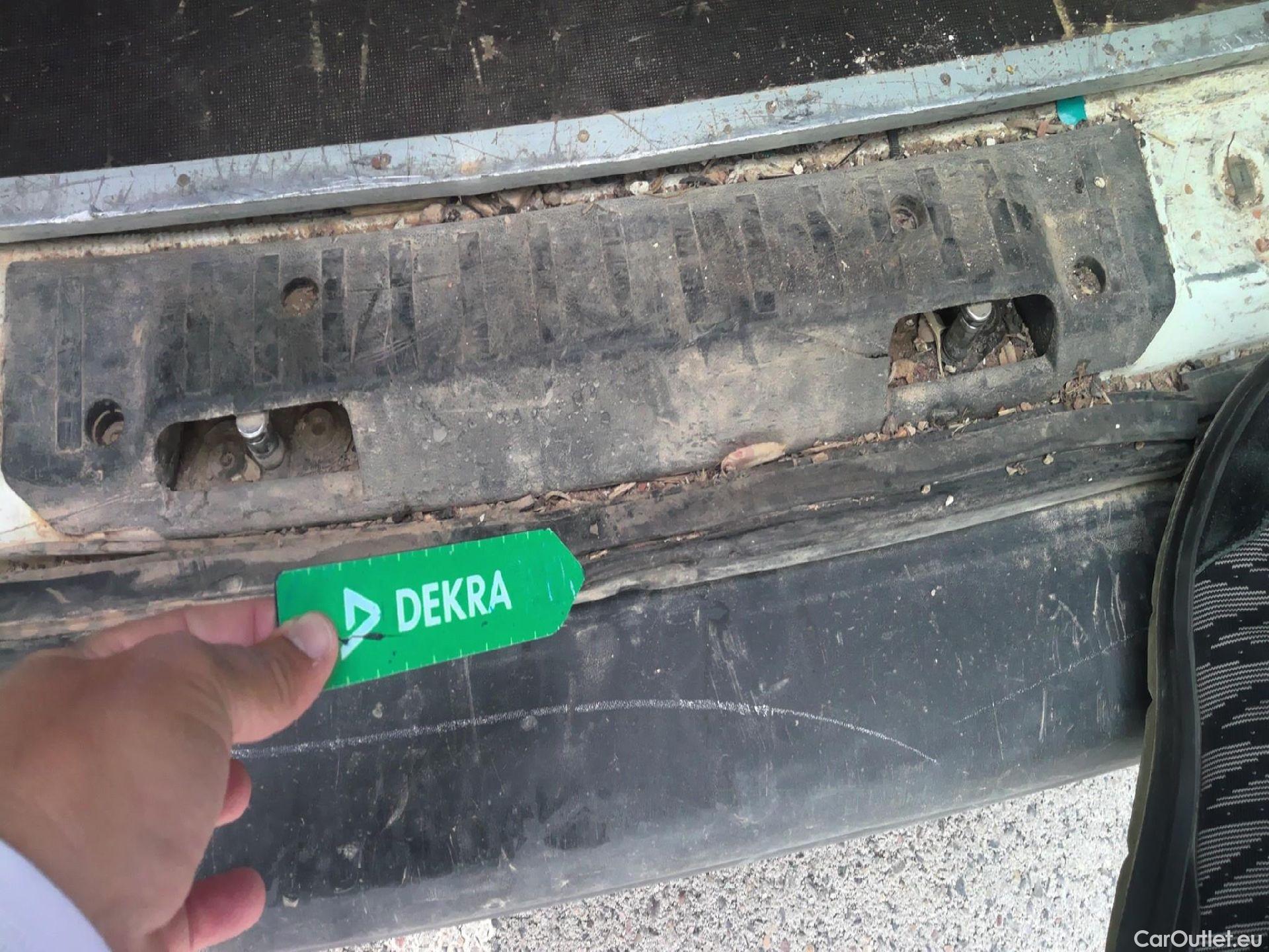  Volkswagen  Transporter VOLKSWAGEN  / 2015 / 4P / furgón Furgón Corto TN 2.0 TDI 110kW BMT 4Mot #26