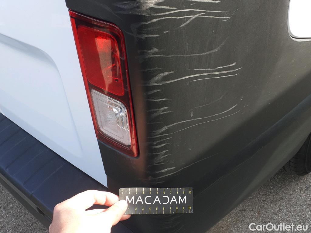 Renault  Trafic RENAULT  / 2021 / 4P / furgón Furgón L1H1 Blue dCi 96 Kw (130 CV) (AC) #8