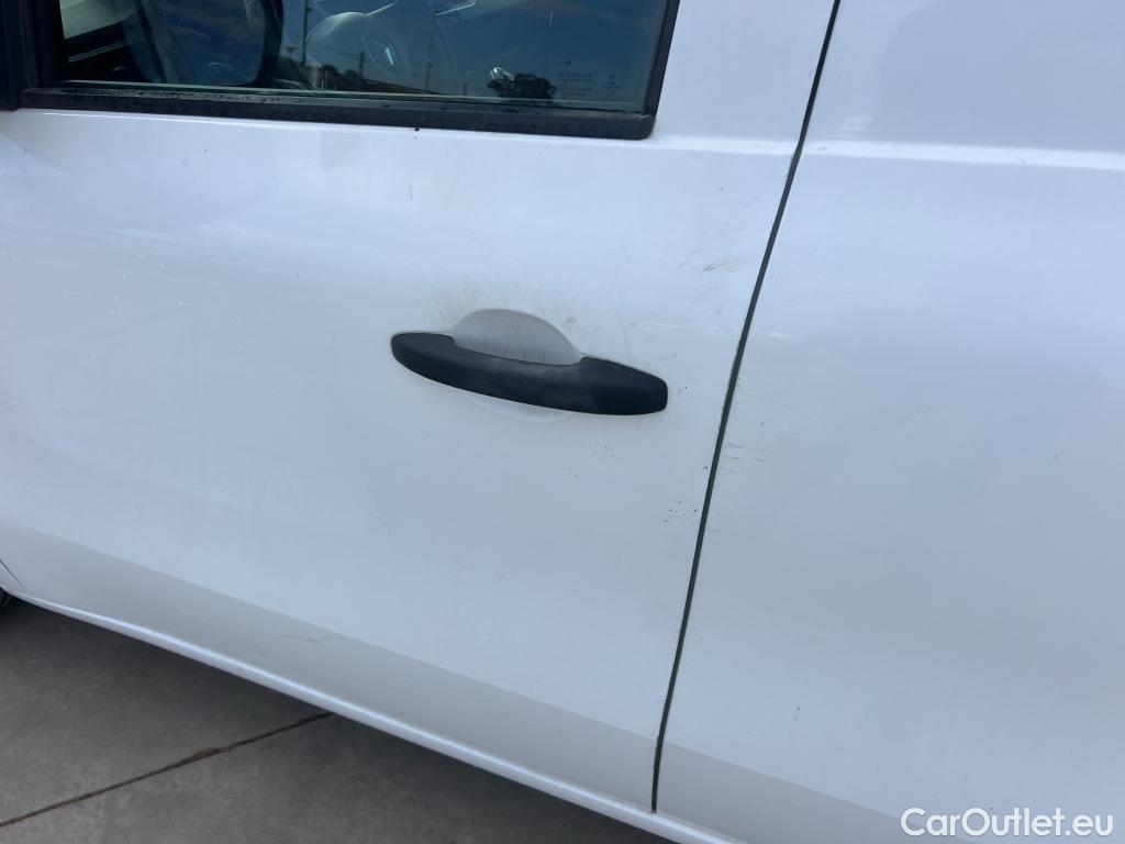 Renault  Kangoo RENAULT  Furgón/2021/4P/furgón derivado de turismo Profesional 1.5 Blue dCi 70kW (95CV) #18