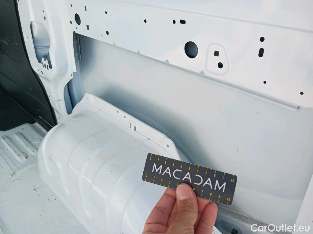 Renault  Trafic RENAULT  / 2021 / 4P / furgón Furgón L1H1 Blue dCi 96 Kw (130 CV) (AC) #4