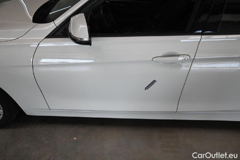 Bmw  Serie 3 Baureihe 3 Touring 320i xDrive Sport Line 2.0 135KW AT8 E6dT #51