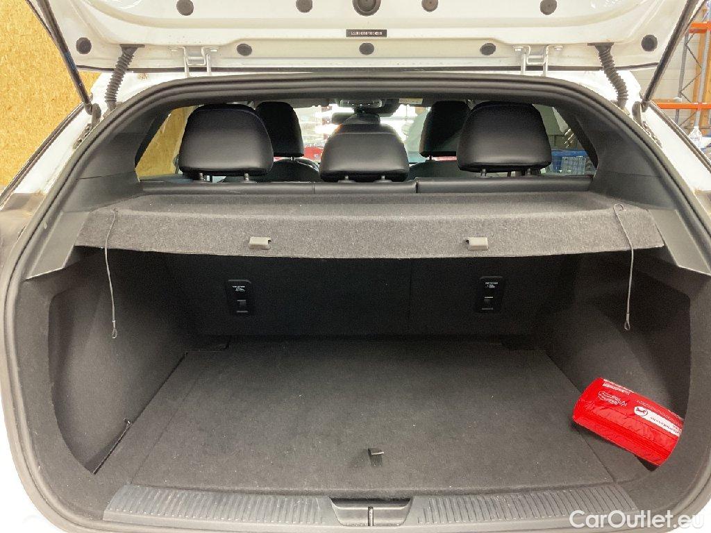 MG  4 MG MG Luxury 5d 150kW #12