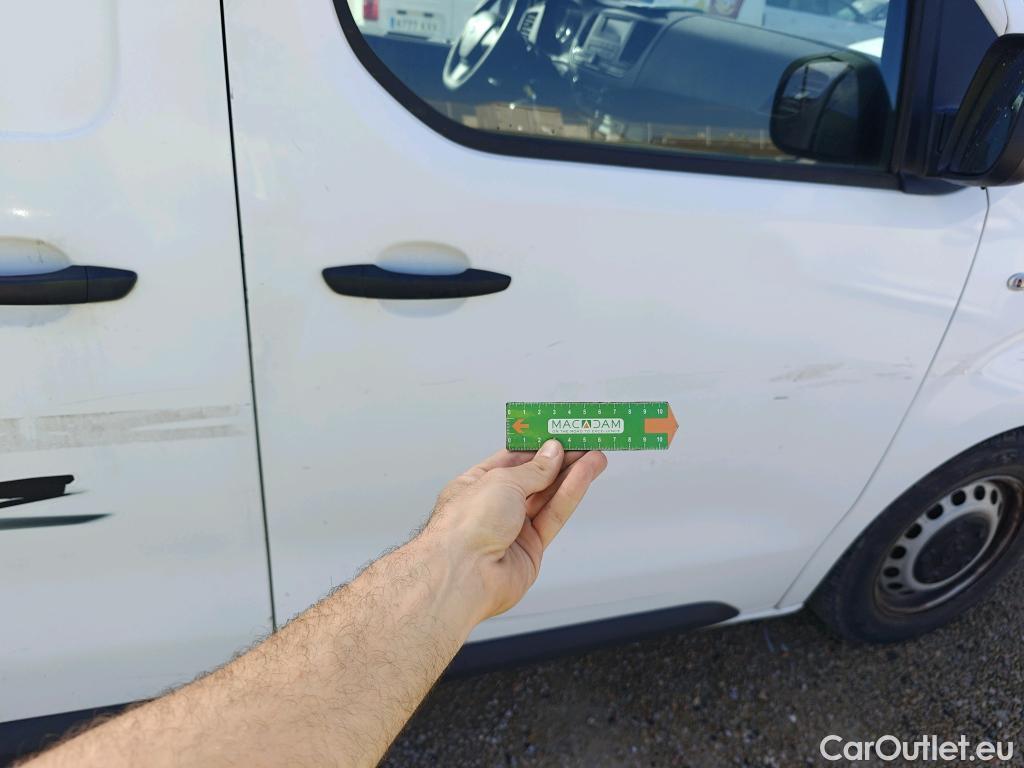  Toyota  Proace TOYOTA  / 2016 / 4P / furgón FU. MEDIO (L1) 2.0D 90kW COMFORT CARGA + #36