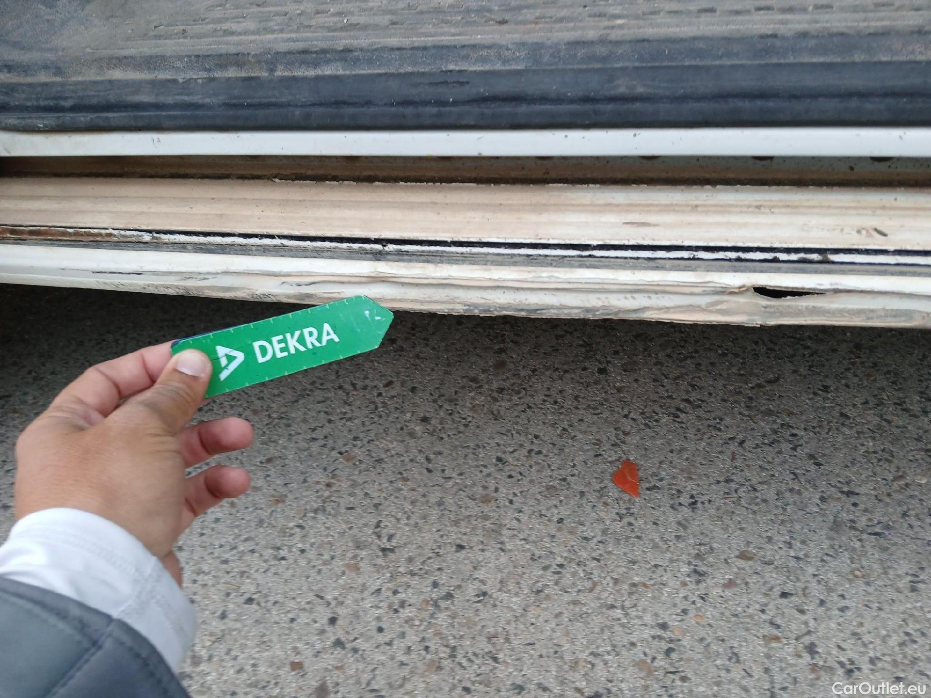  Volkswagen  Transporter VOLKSWAGEN  / 2015 / 4P / furgón Furgón Corto TN 2.0 TDI 110kW BMT 4Mot #12