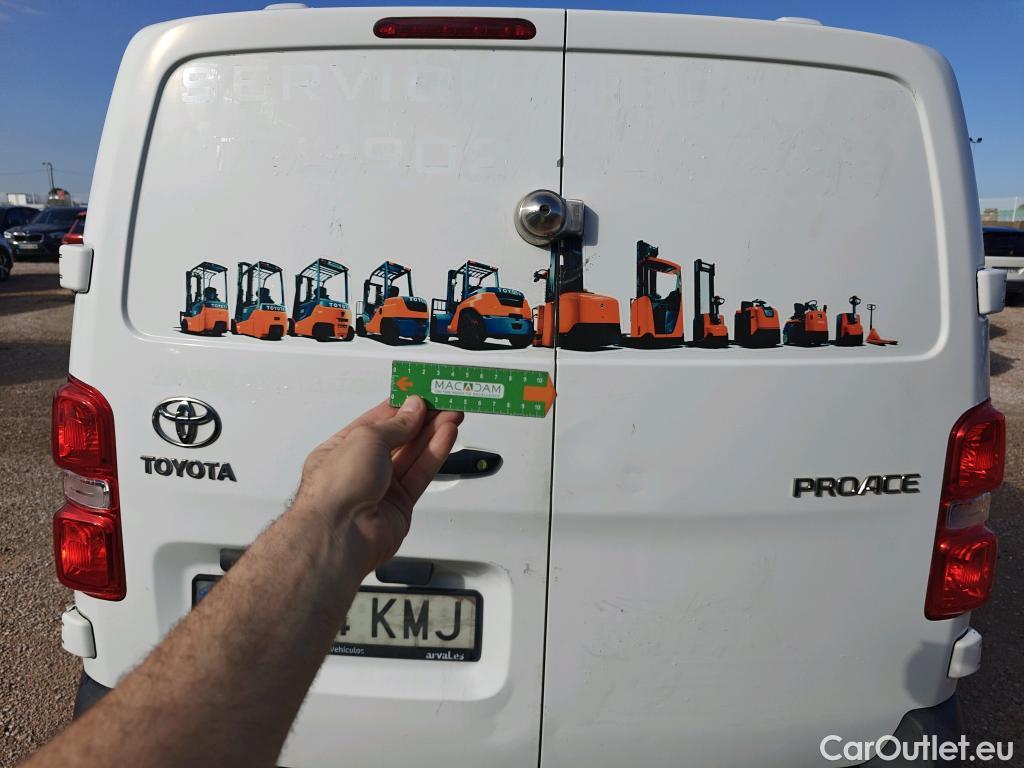  Toyota  Proace TOYOTA  / 2016 / 4P / furgón FU. MEDIO (L1) 2.0D 90kW COMFORT CARGA + #29
