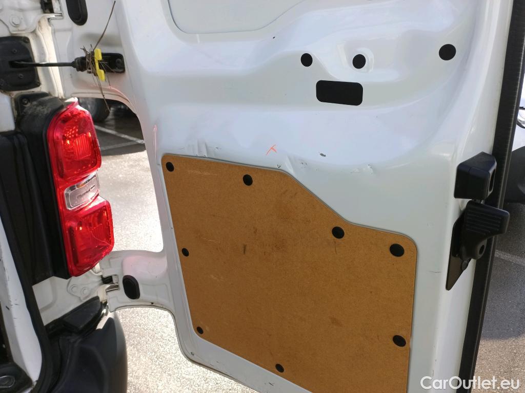 Toyota  Proace TOYOTA  / 2016 / 4P / furgón 1.6D 115CV COMFORT 1PL 2PT L1 #3