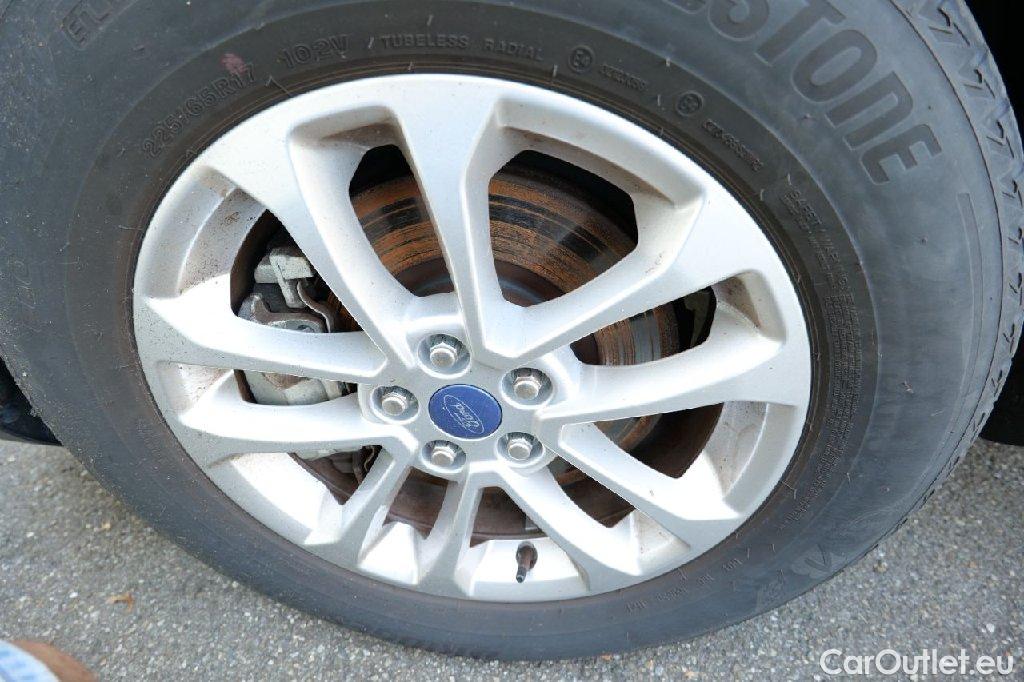 Ford  Kuga  Plug-In Hybrid Titanium 2.5 165KW ATV E6d #43