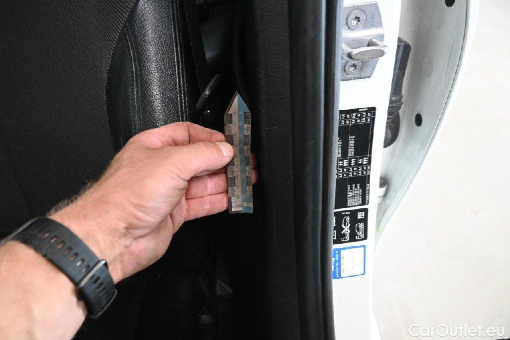 Bmw  Serie 3 Baureihe 3 Touring 320i xDrive Sport Line 2.0 135KW AT8 E6dT #20