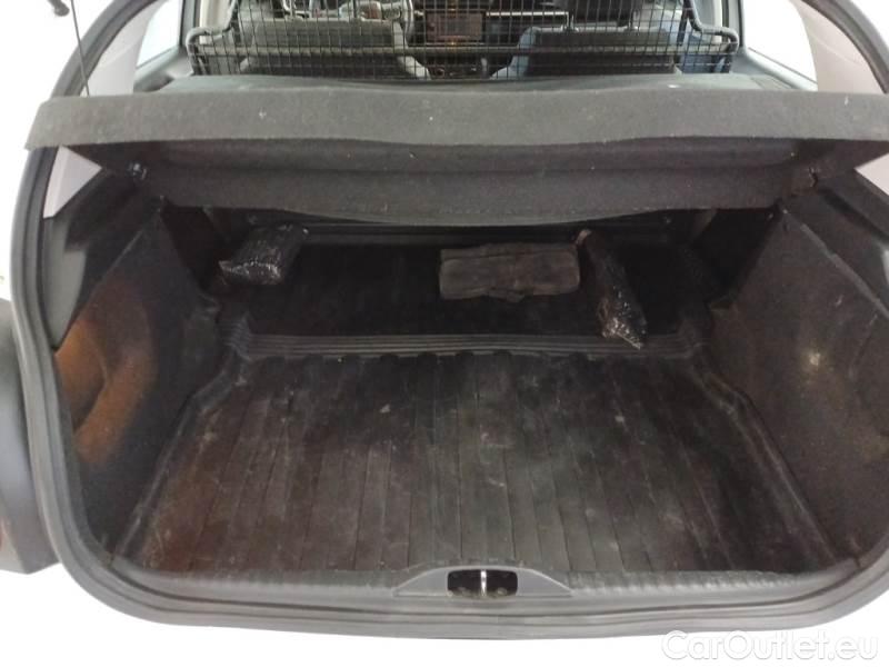 Citroen  C3 CITROEN  / 2020 / 5P / BERLINA BLUEHDI 100 SeS FEEL VAN #72