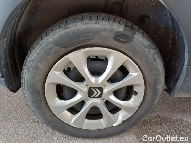Citroen  C3 CITROEN  / 2020 / 5P / BERLINA BLUEHDI 100 SeS BUSINESS COMBI #19