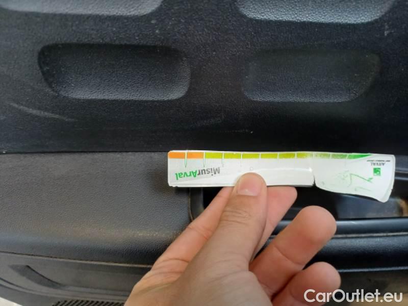 Citroen  C3 CITROEN  / 2020 / 5P / BERLINA BLUEHDI 100 SeS BUSINESS COMBI #134