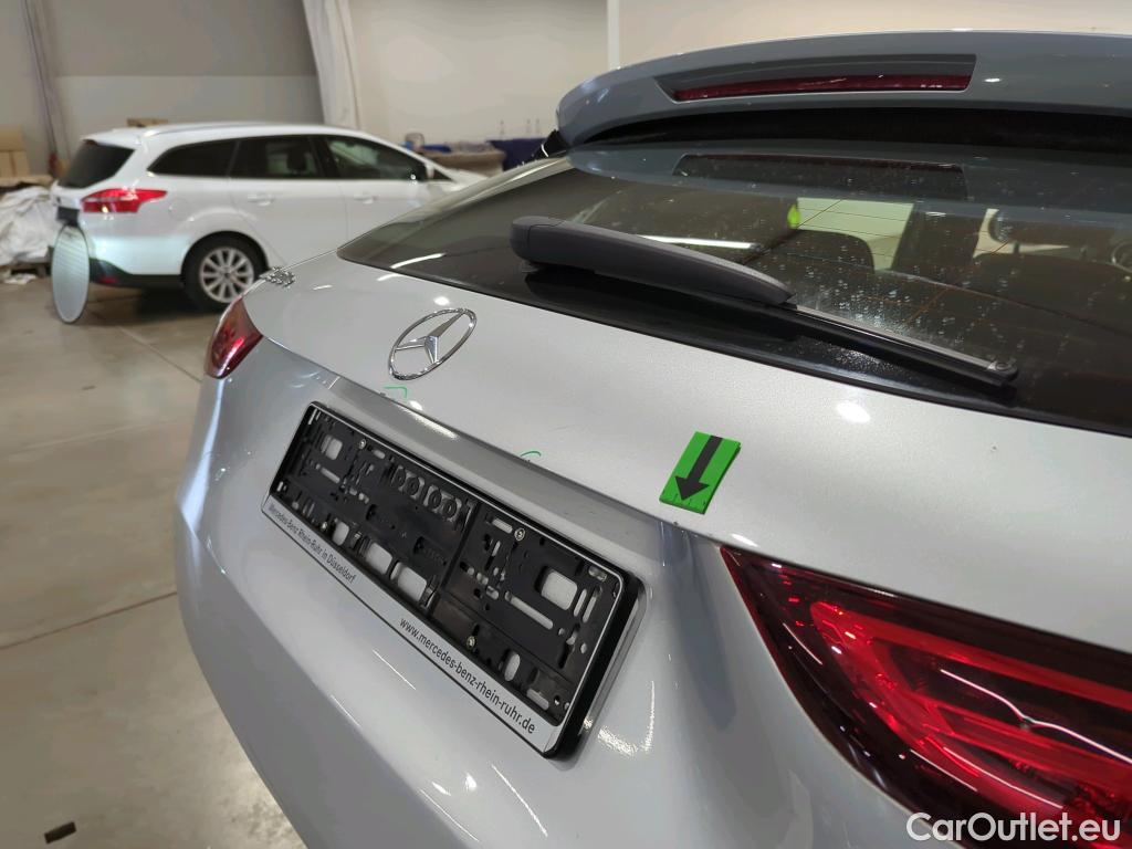 Mercedes  GLA  -Klasse  250 e (247.786) 1.3 160KW AT8 E6d #36