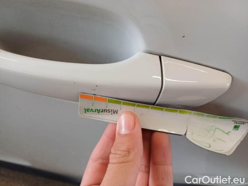 Citroen  C3 CITROEN  / 2020 / 5P / BERLINA BLUEHDI 100 SeS BUSINESS COMBI #79