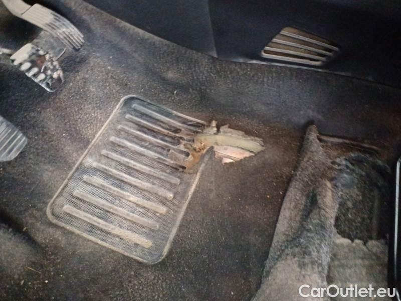 Citroen  C3 CITROEN  / 2020 / 5P / BERLINA BLUEHDI 100 SeS FEEL VAN #79