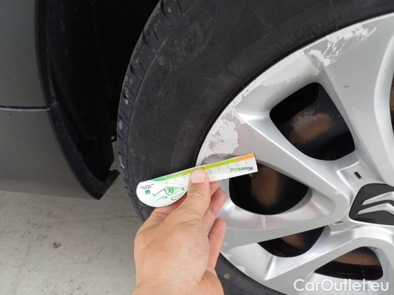 Citroen  C3 CITROEN  / 2016 / 5P / BERLINA BLUEHDI 75 BUSINESS COMBI #56