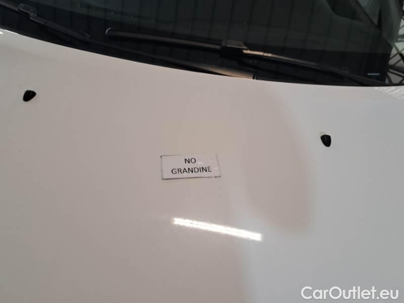 Citroen  C3 CITROEN  / 2020 / 5P / BERLINA BLUEHDI 100 SeS BUSINESS COMBI #25