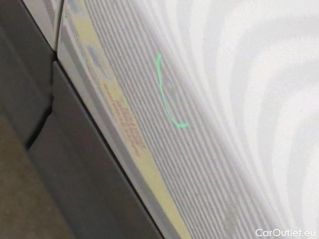 Mercedes  GLA  -Klasse  250 e (247.786) 1.3 160KW AT8 E6d #37