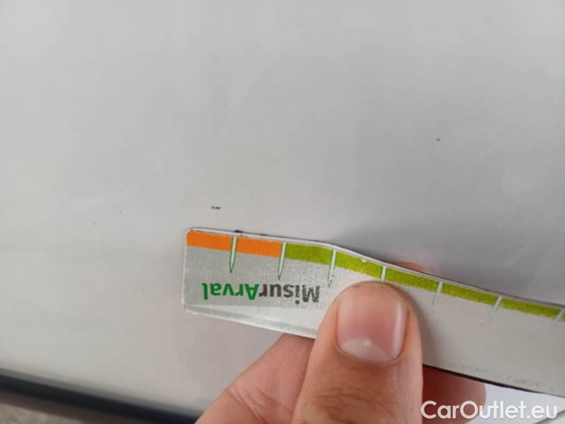 Citroen  C3 CITROEN  / 2020 / 5P / BERLINA BLUEHDI 100 SeS BUSINESS COMBI #48