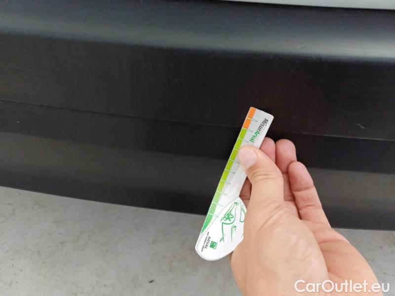 Citroen  C3 CITROEN  / 2020 / 5P / BERLINA BLUEHDI 100 SeS FEEL VAN #49