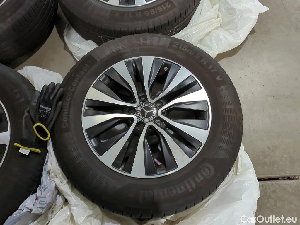 Mercedes  GLA  -Klasse  250 e (247.786) 1.3 160KW AT8 E6d #9