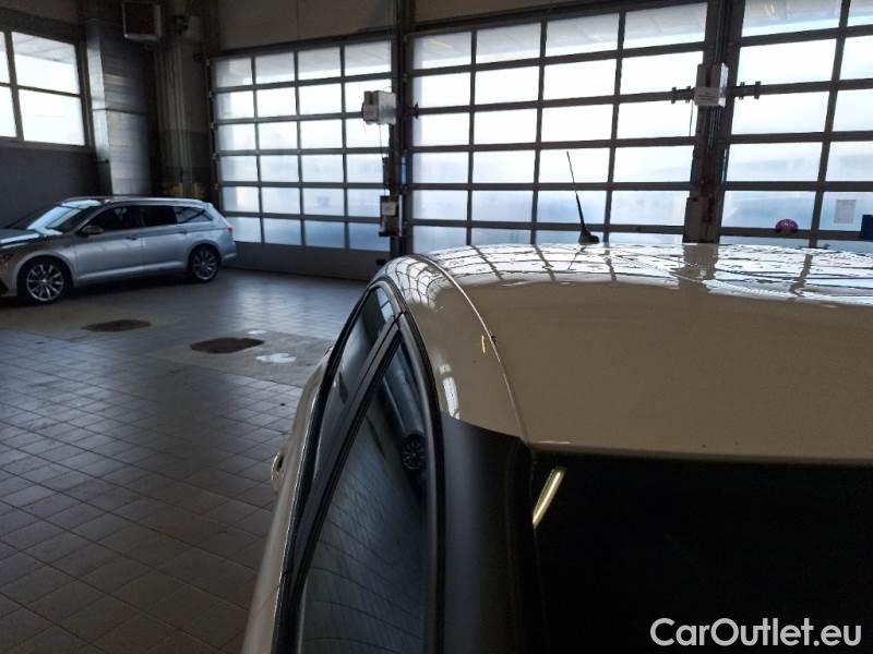 Citroen  C3 CITROEN  / 2016 / 5P / BERLINA BLUEHDI 100 SeS BUSINESS COMBI #29