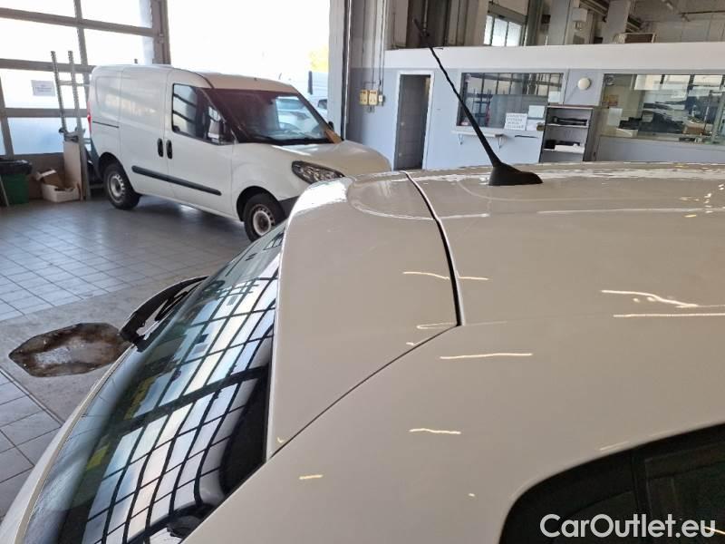 Citroen  C3 CITROEN  / 2016 / 5P / BERLINA BLUEHDI 100 SeS BUSINESS COMBI #40