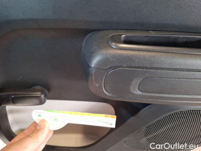 Citroen  C3 CITROEN  / 2016 / 5P / BERLINA BLUEHDI 100 SeS BUSINESS COMBI #128