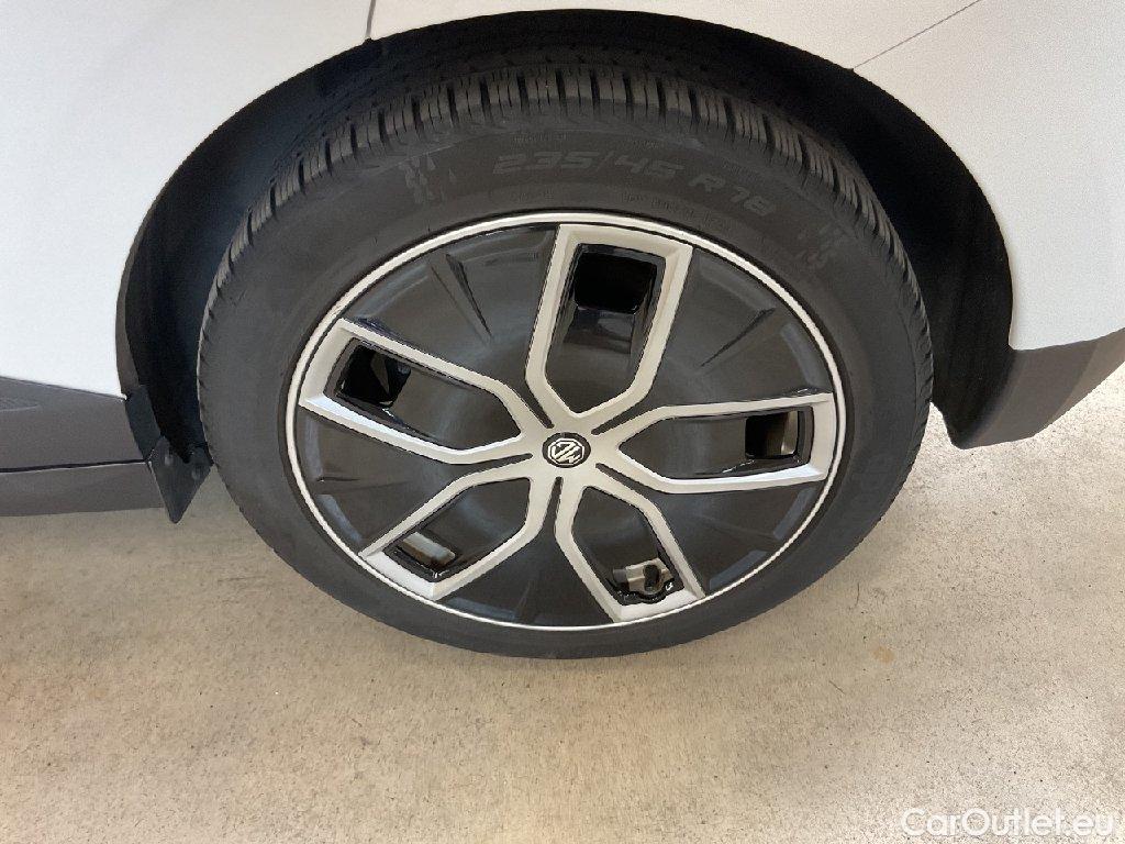 MG  4 MG MG Luxury 5d 150kW #56