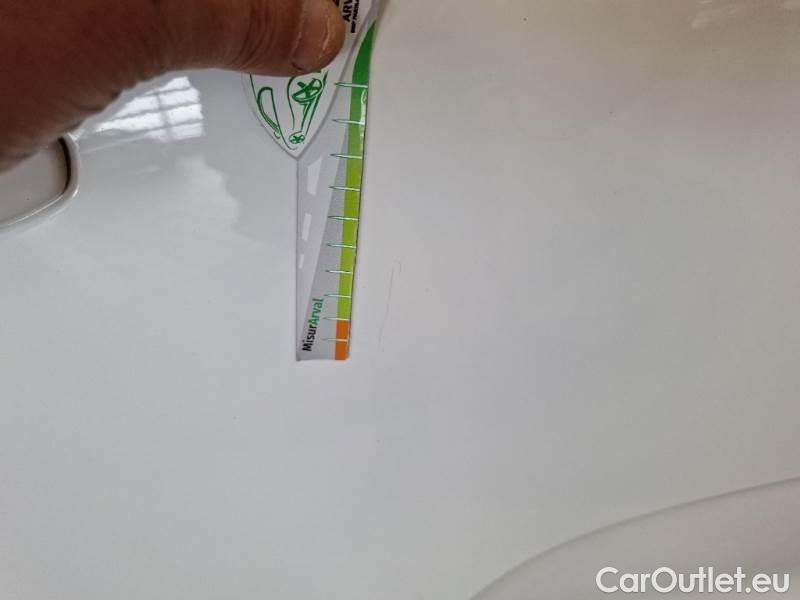 Citroen  C3 CITROEN  / 2016 / 5P / BERLINA BLUEHDI 100 SeS BUSINESS COMBI #79