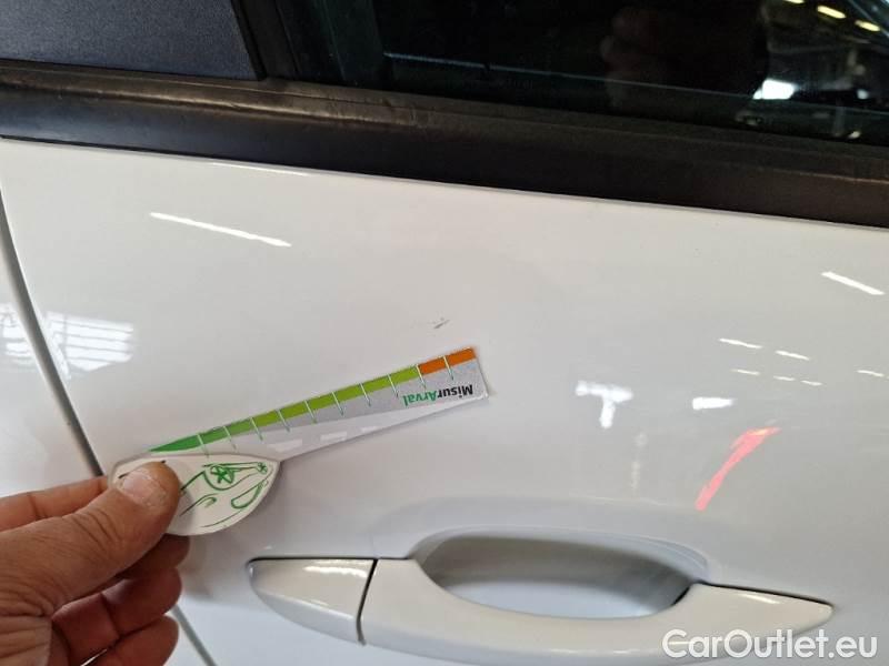 Citroen  C3 CITROEN  / 2016 / 5P / BERLINA BLUEHDI 100 SeS BUSINESS COMBI #74