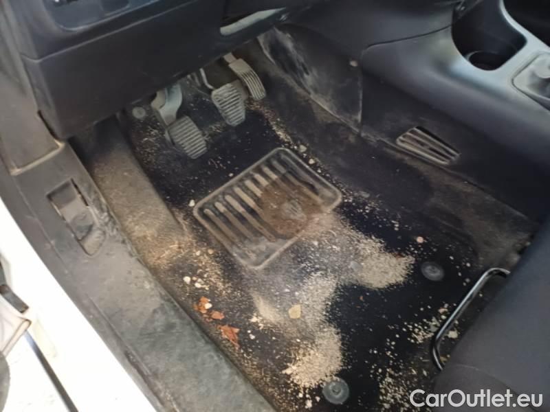 Citroen  C3 CITROEN  / 2020 / 5P / BERLINA BLUEHDI 100 SeS BUSINESS COMBI #108