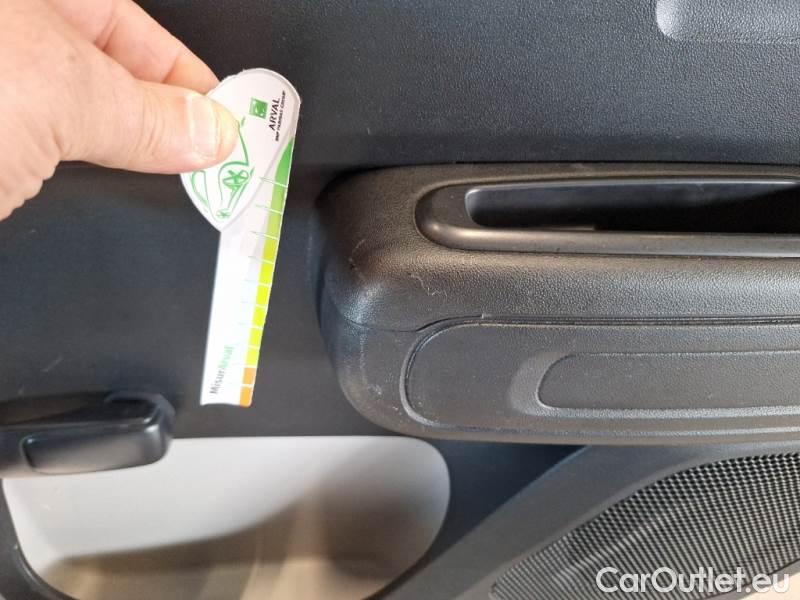 Citroen  C3 CITROEN  / 2016 / 5P / BERLINA BLUEHDI 100 SeS BUSINESS COMBI #127