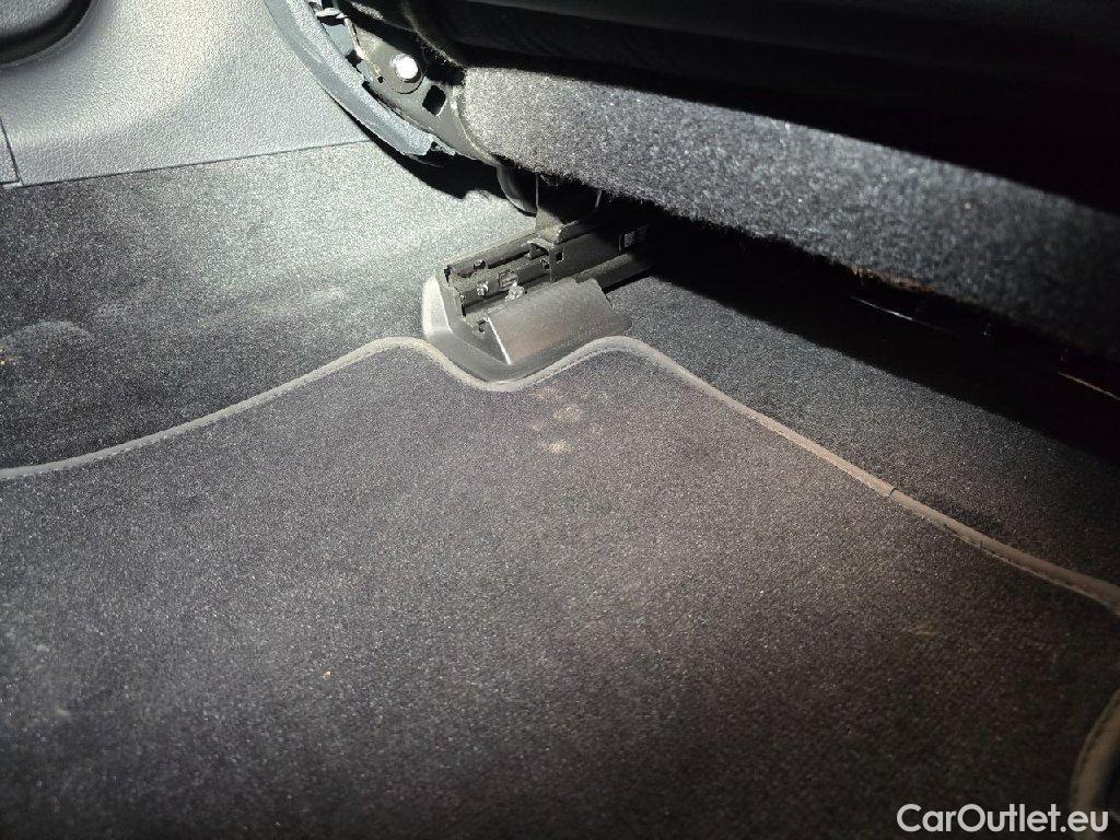 Mercedes  C-Klasse C -Klasse Lim. C 220 d (206.004)AMG AMG Line 162KW AT9 E6d #25