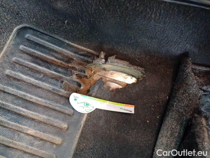 Citroen  C3 CITROEN  / 2020 / 5P / BERLINA BLUEHDI 100 SeS FEEL VAN #80