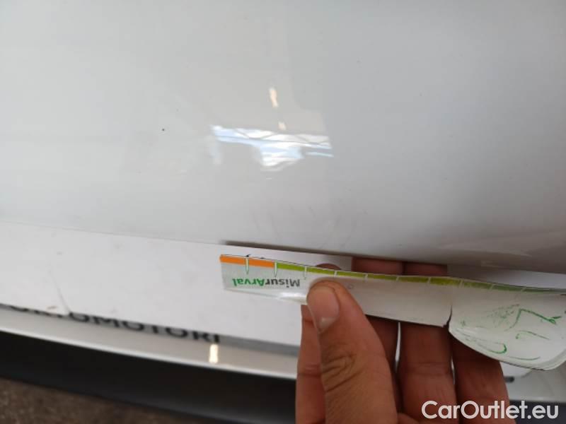 Citroen  C3 CITROEN  / 2020 / 5P / BERLINA BLUEHDI 100 SeS BUSINESS COMBI #74