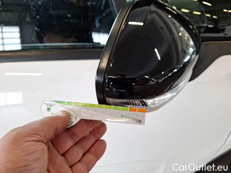 Citroen  C3 CITROEN  / 2016 / 5P / BERLINA BLUEHDI 100 SeS BUSINESS COMBI #102