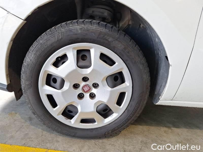 Fiat  Doblo FIAT DOBLÒ CARGO / 2014 / 5P / COMBI CH1 LOUNGE 1.6 MJET 120CV E6D N1 #77