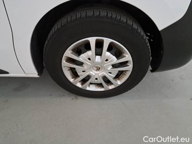 Citroen  Jumpy CITROEN  / 2016 / 4P / FURGONE BLUEHDI 120 SeS M CLUB #18