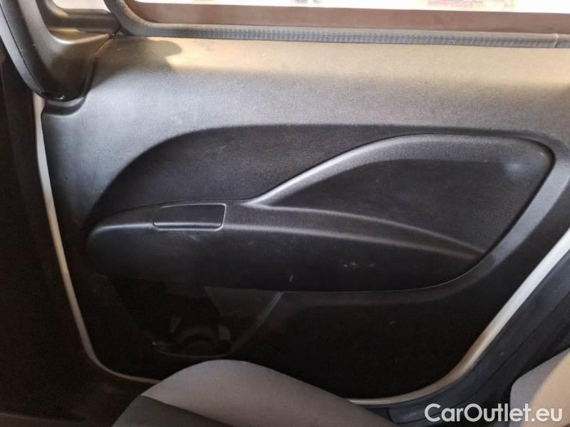 Fiat  Doblo FIAT DOBLÒ CARGO / 2014 / 5P / COMBI CH1 LOUNGE 1.6 MJET 120CV E6D N1 #106