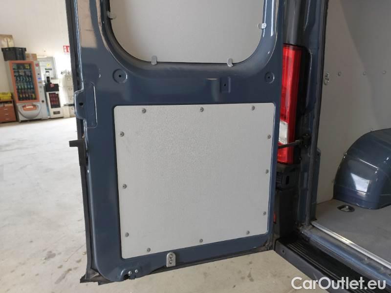 Citroen  Jumper CITROEN  / 2014 / 4P / FURGONE 30 L1H1 BLUEHDI 120CV #112