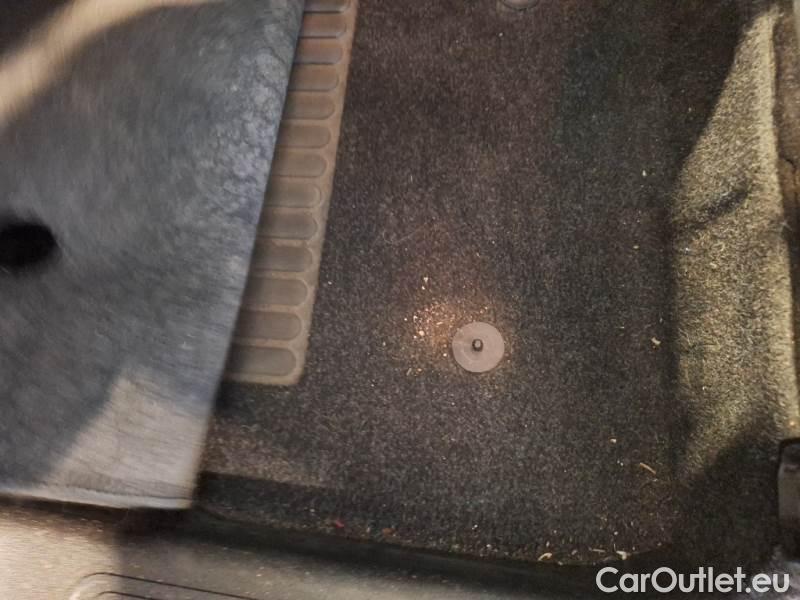 Fiat  Doblo FIAT DOBLÒ CARGO / 2014 / 5P / COMBI CH1 LOUNGE 1.6 MJET 120CV E6D N1 #84