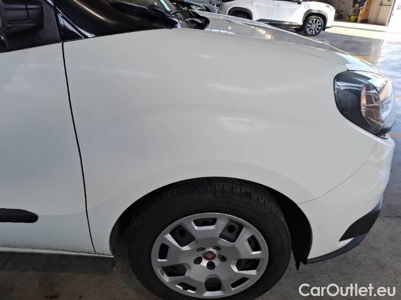 Fiat  Doblo FIAT DOBLÒ CARGO / 2014 / 5P / COMBI CH1 LOUNGE 1.6 MJET 120CV E6D N1 #37