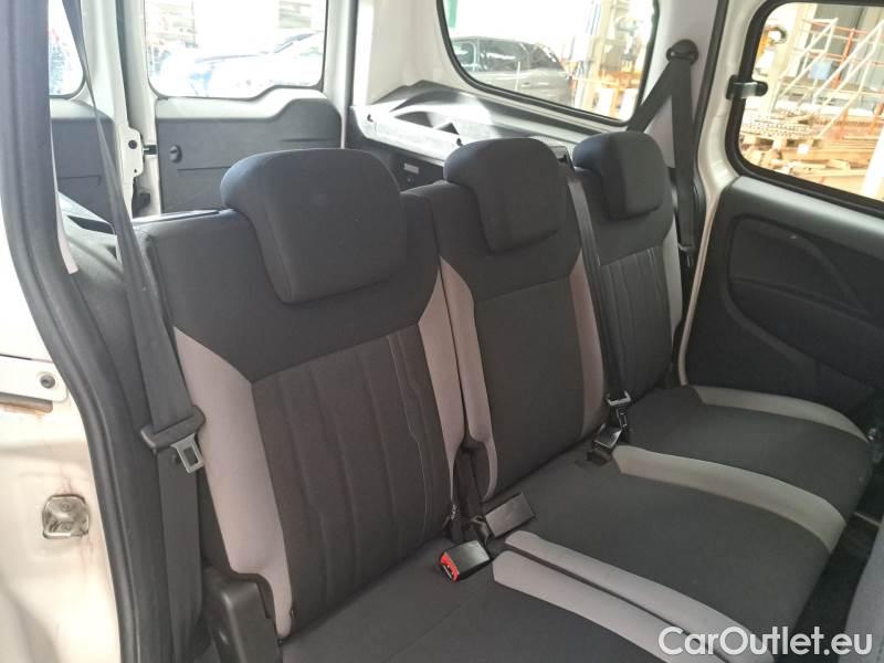 Fiat  Doblo FIAT DOBLÒ CARGO / 2014 / 5P / COMBI MAXI LH1 LOUNGE 1.6 MJET 105CV E6D N1 #15