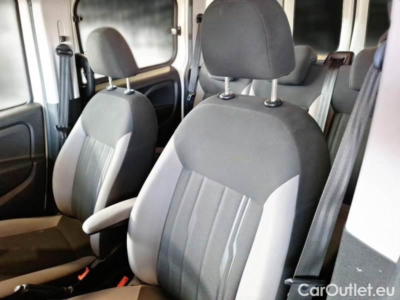 Fiat  Doblo FIAT DOBLÒ CARGO / 2014 / 5P / COMBI CH1 LOUNGE 1.6 MJET 120CV E6D N1 #11